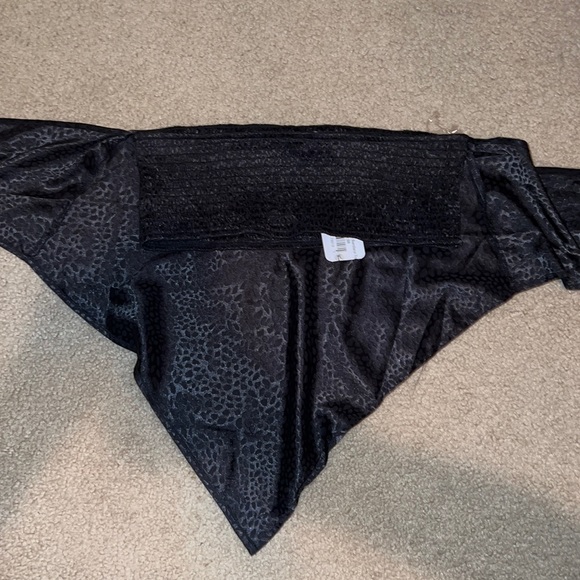 Jacquard Black Bandana Top / Medium - Picture 3 of 4